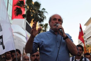 HDP’ye saldırılar İzmir’de protesto edildi